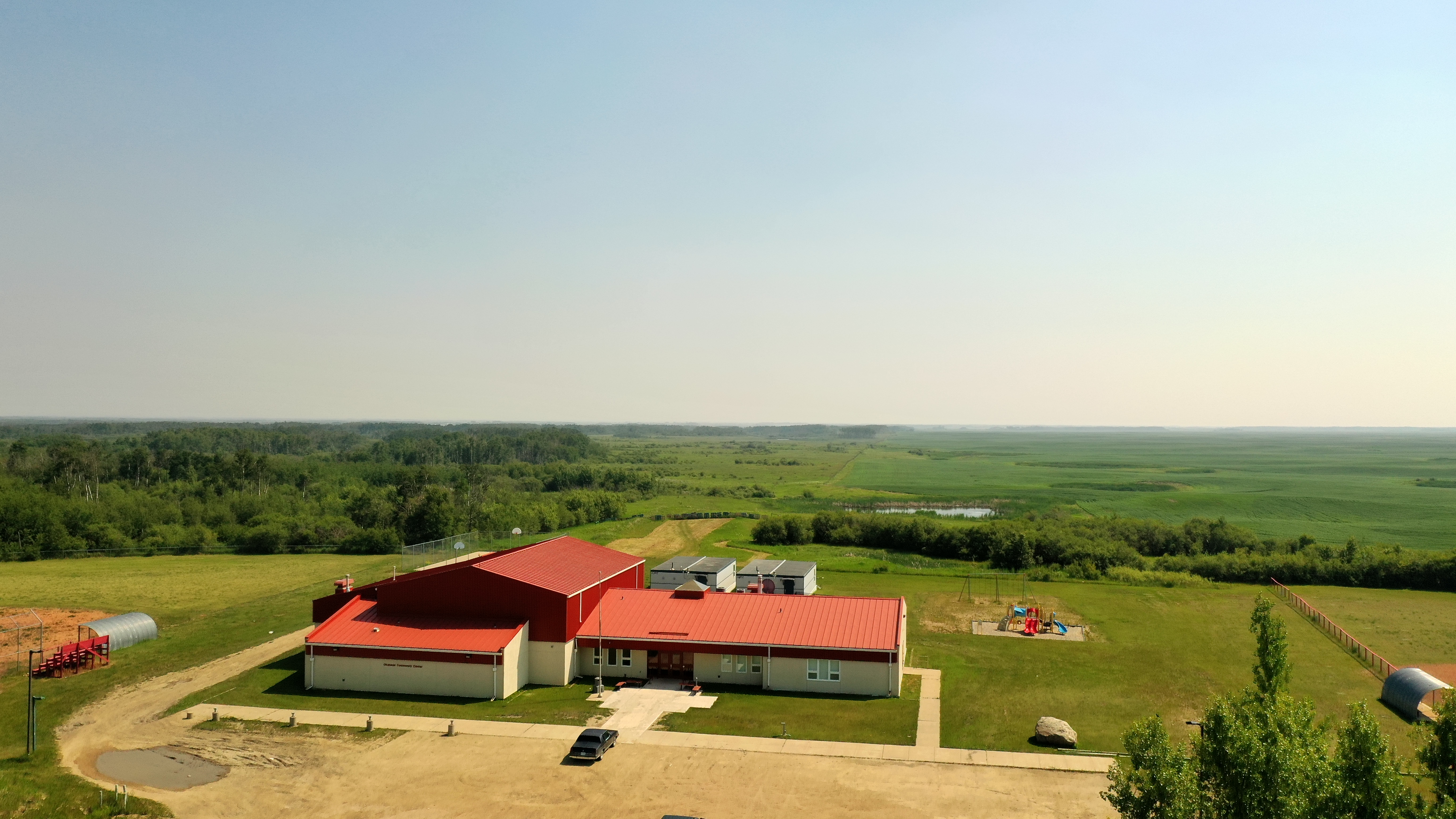 Okanese Learning Center building and school grounds